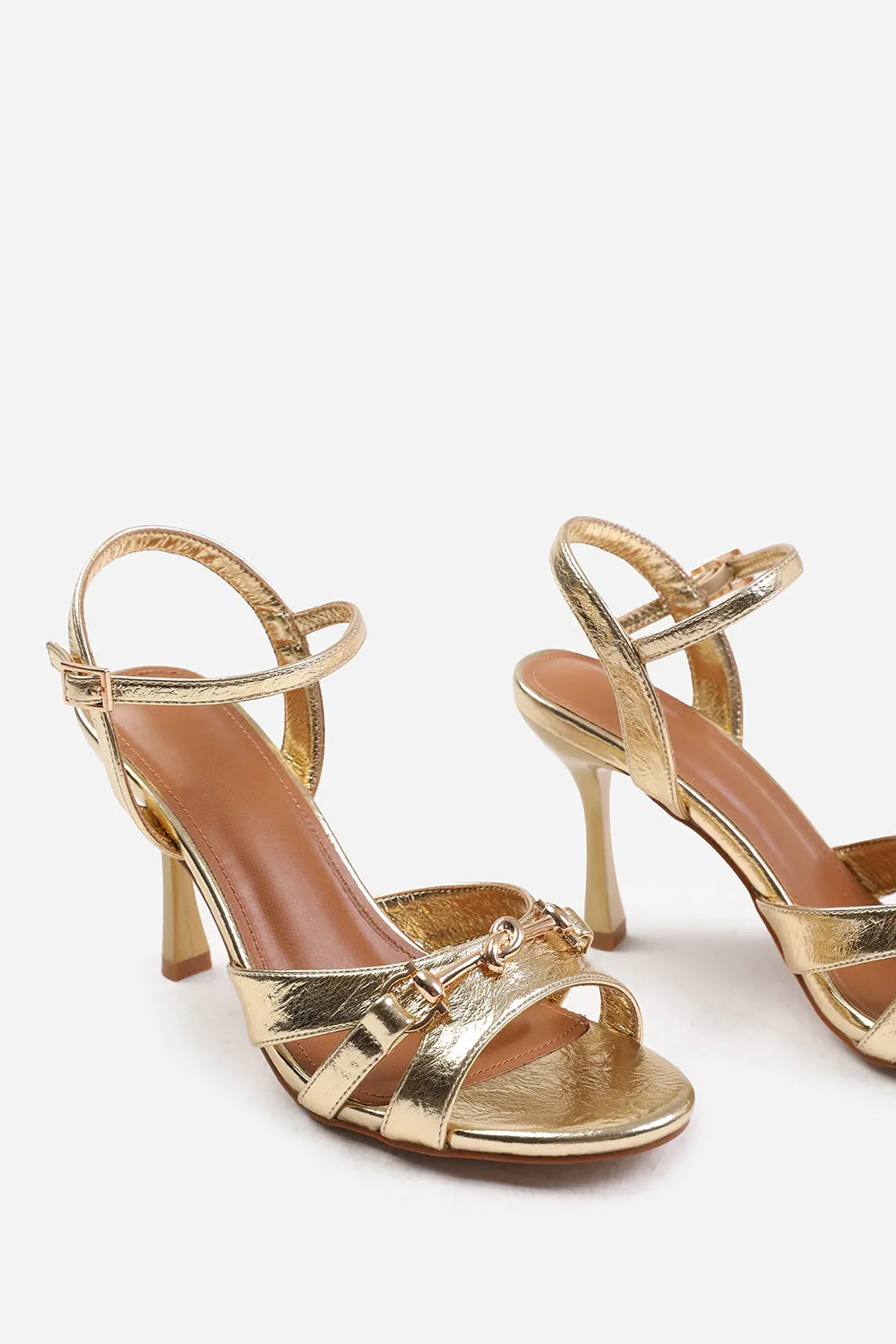 ADANA MID HEELS WITH METAL DETAILING IN GOLD CREASE FAUX LEATHER