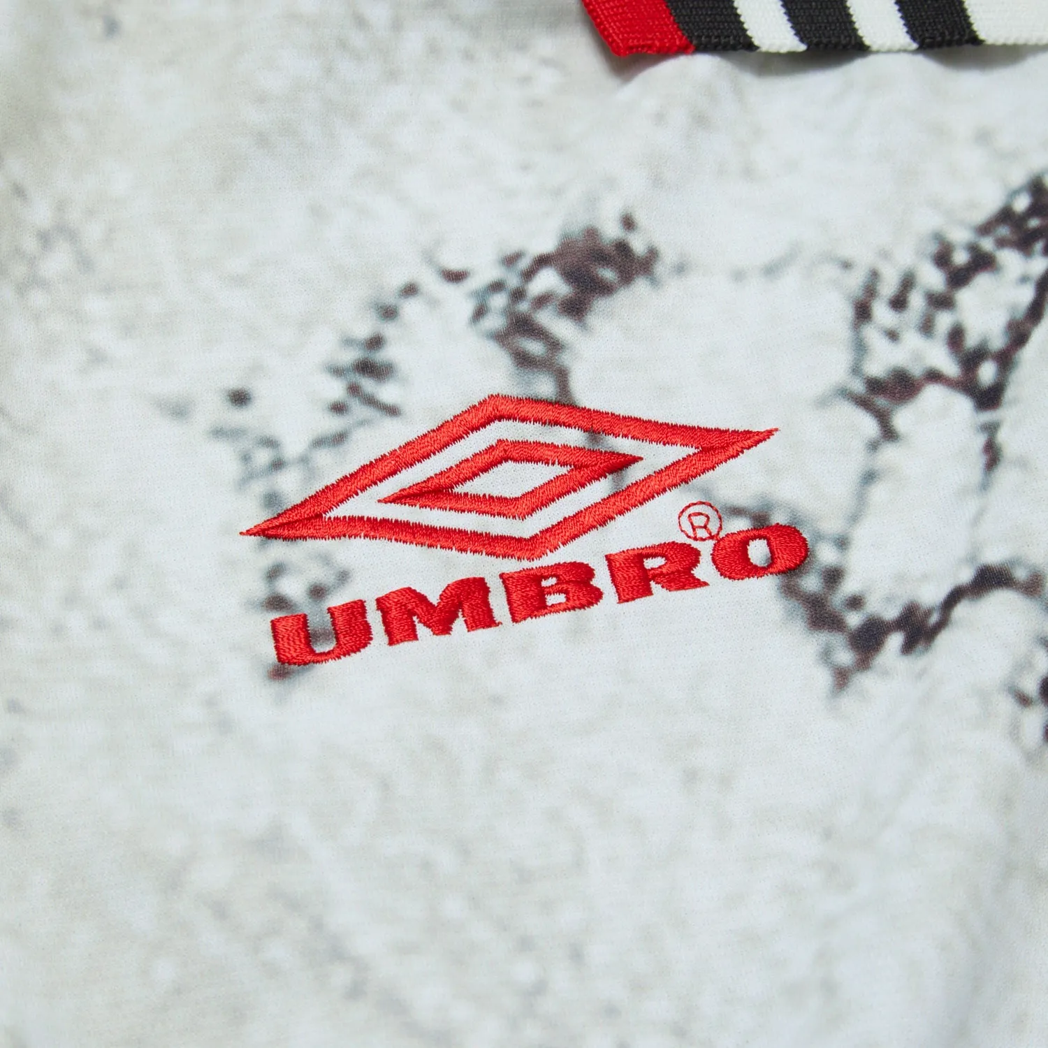 BAL/UMBRO LS SOCCER JERSEY