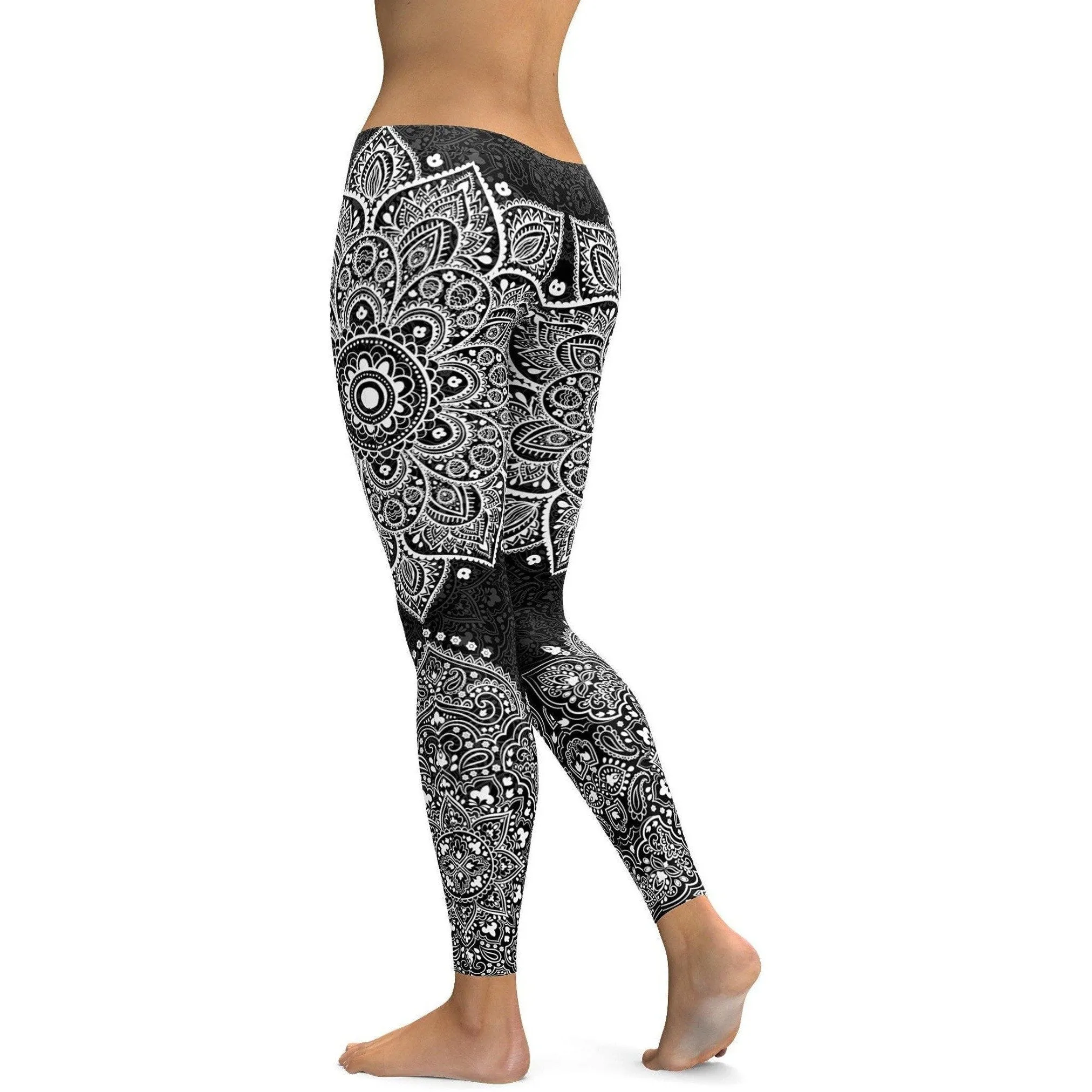 B&W Mandala Leggings