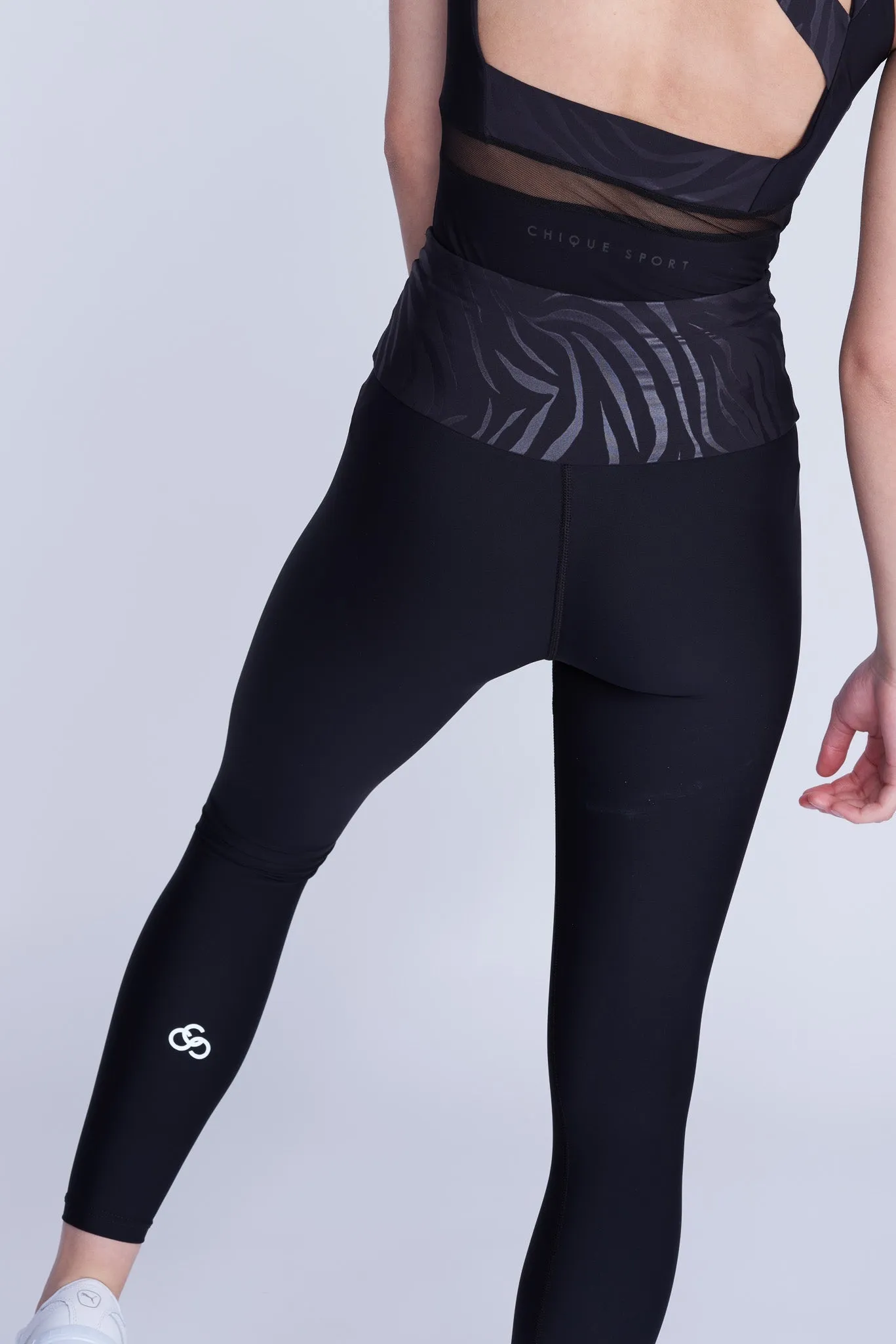 Iconic Off-Ice Leggings